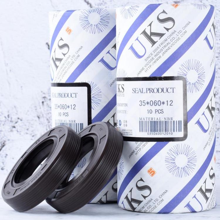 德國UKS進(jìn)口骨架油封TC30丁晴橡膠密封圈 TC軸承氟橡膠水封定制解析